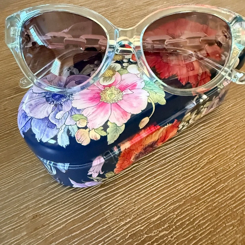 Brighton Clear and light blue Sunglasses with floral case - Picture 1 of 10